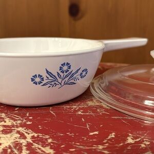 Blue Flower Corningware w/ Clear Lid 1 Pint P-81-B